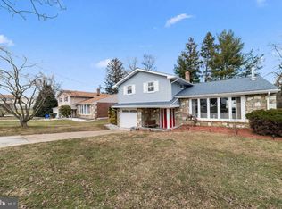 103 Beth Dr, Philadelphia, PA 19115