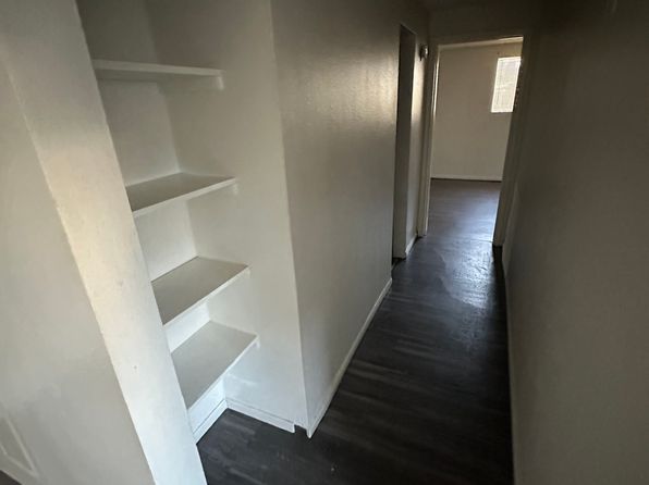 1920 Chester St APT 103