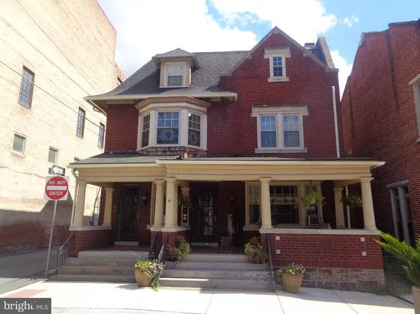 9 S Main St, Lewistown, PA 17044