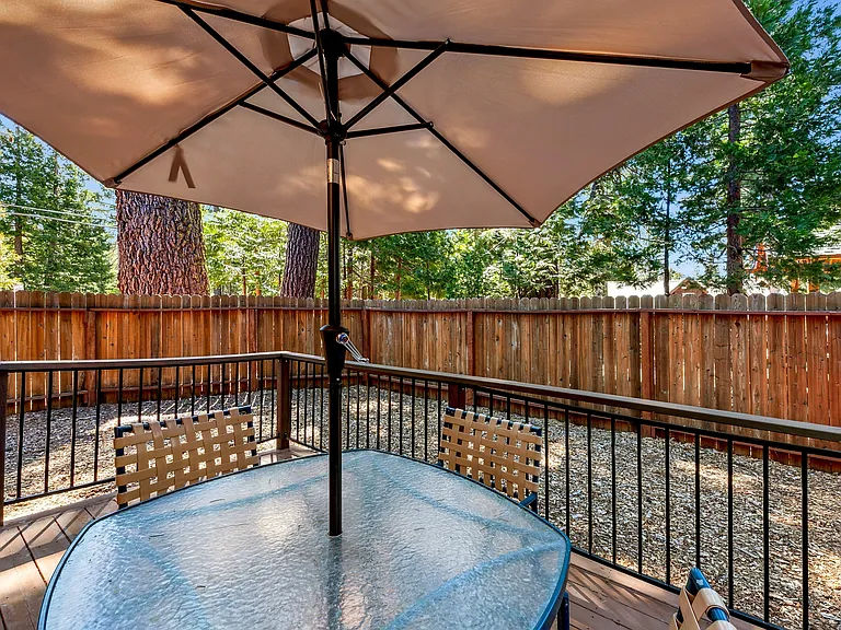 243 Pine St — Photo 44