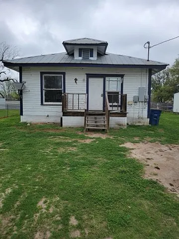 708 Garcia St