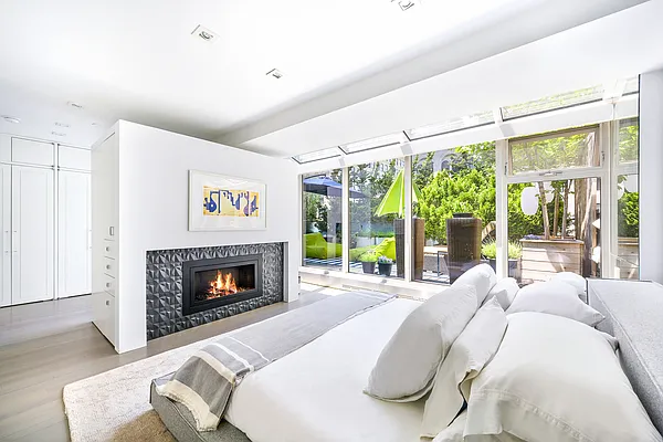 Rented by Corcoran | media 6