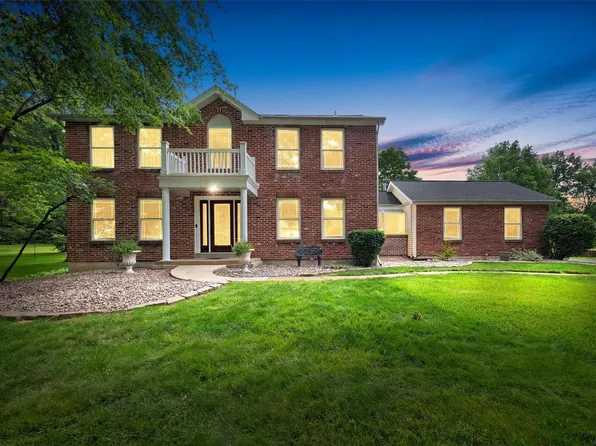 1906 Bentwood Ct, Chesterfield, MO 63005