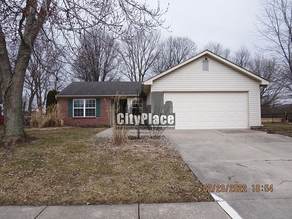 1st image of 513 Woodfield Cir