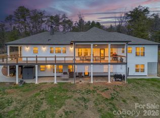 24 Chapel Hill Ln #40, Leicester, NC 28748