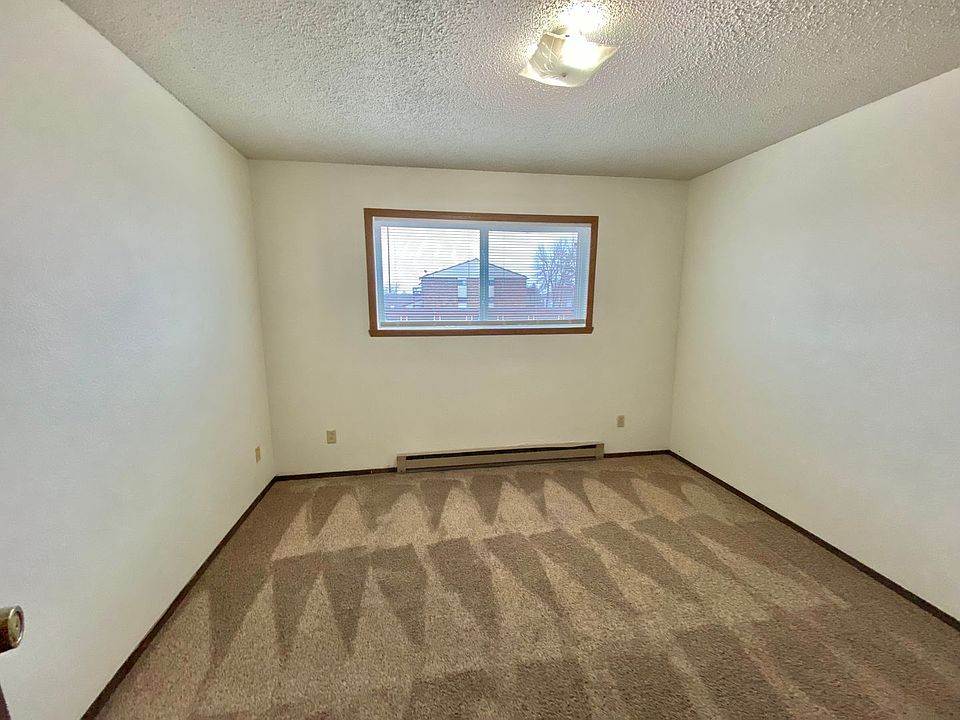 Westwood II 3208 9th St S Moorhead MN Zillow