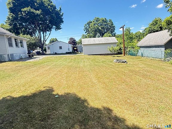 2nd image of 18 Pleasant View Avenue