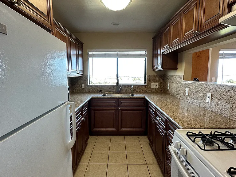 3620 Bluff Pl #3 — Photo 7