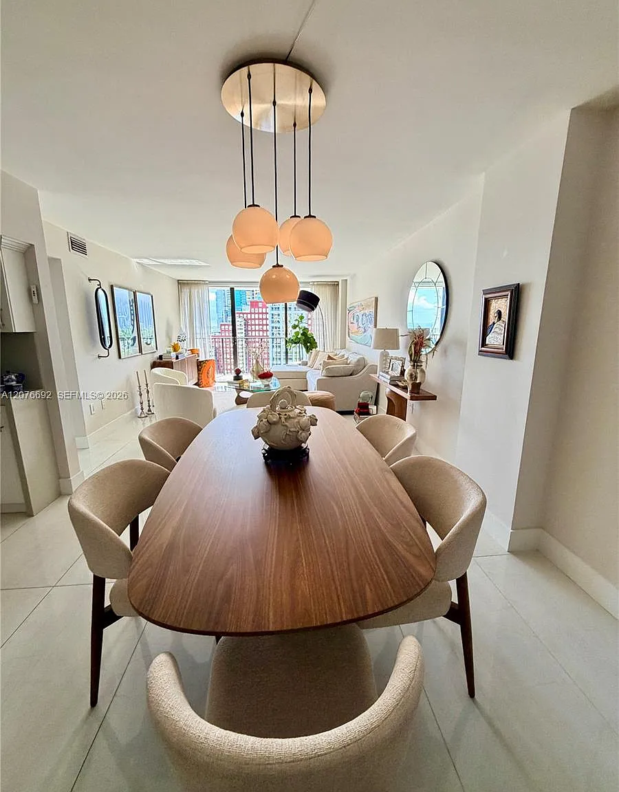 Costa Bella Condo — Photo 4