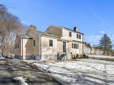 34 Oakland St, Dedham, MA, 02026