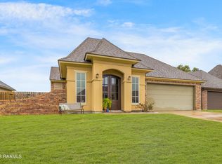 109 Regal Oaks Dr, Scott, LA 70583