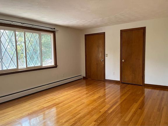 4th image of 64 Gladden St