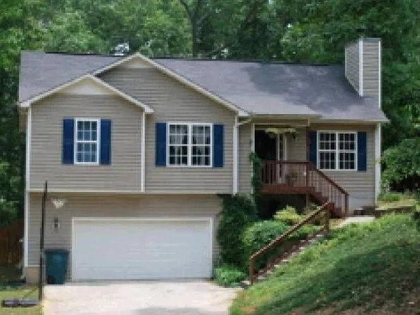 179 Langston Dr NE, Calhoun, GA 30701