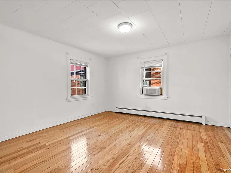 43-45 Parsons Blvd #2 — Photo 12