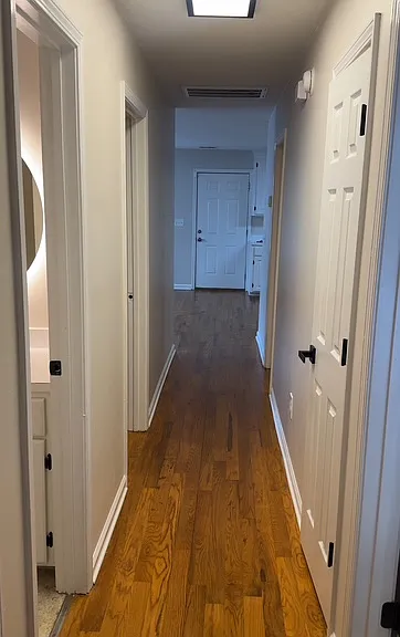 4607 Cromer Ave — Photo 3