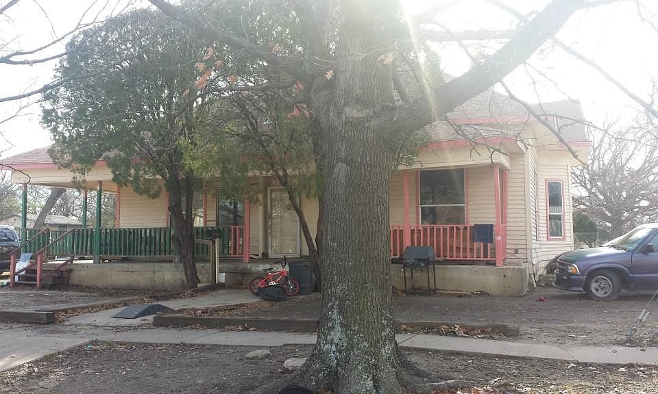 1st image of 801 S Dallas St