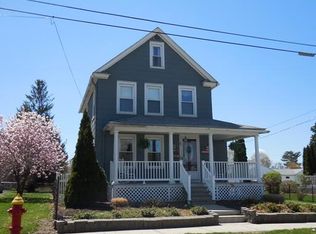 49 Sunnymeade Ave, Chicopee, MA 01020