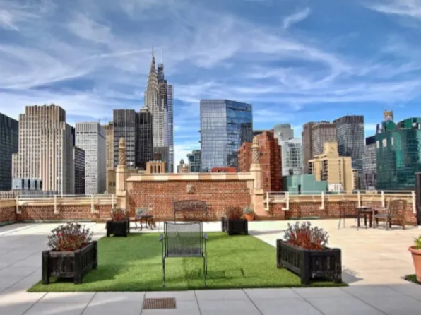 45 Tudor City Place image 8 of 9