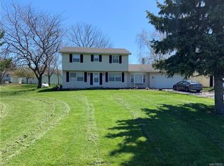 3095 N Creek Rd, Youngstown, NY 14174