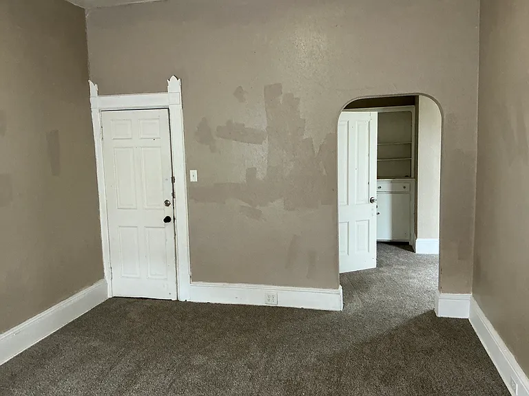 415 E Gilbert St #8 — Photo 5