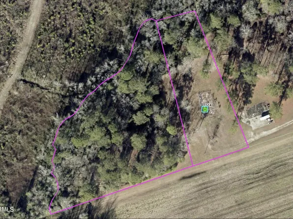 324 Ai Taylor Road, Richlands, NC 28574