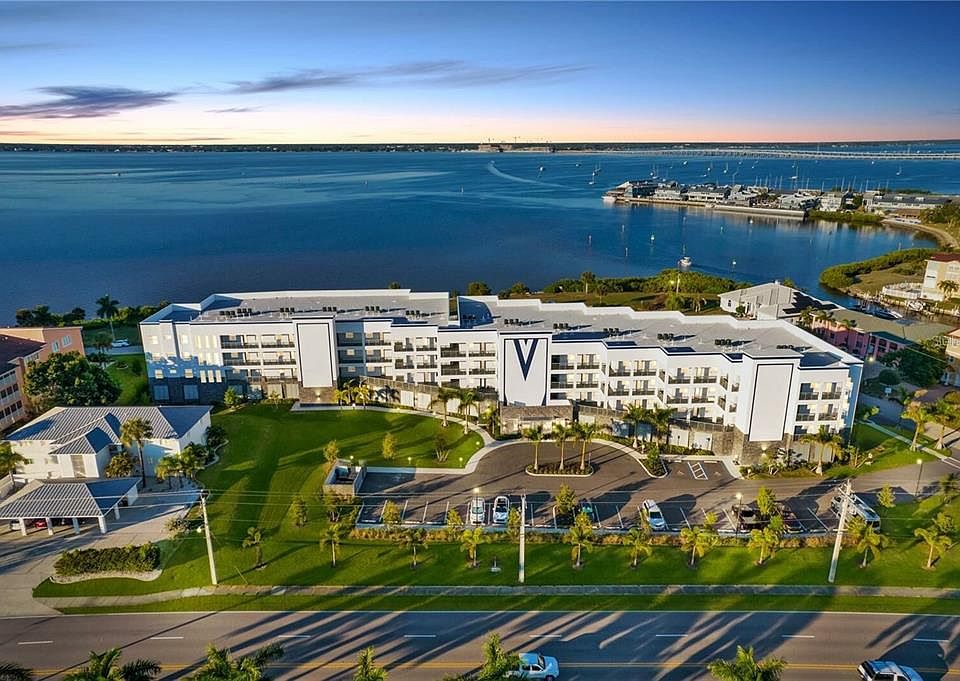 1st image of 1425 PARK BEACH CIRCLE #139