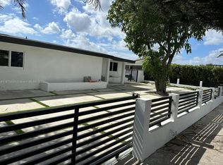 9030 SW 20th St, Miami, FL 33165