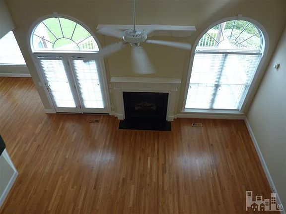5th image of 121 Clairidge Dr
