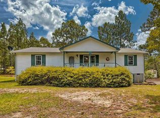 225 Falcon Dr, Lexington, SC 29073