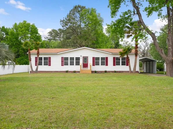 28 Leon Ln, Midway, GA 31320