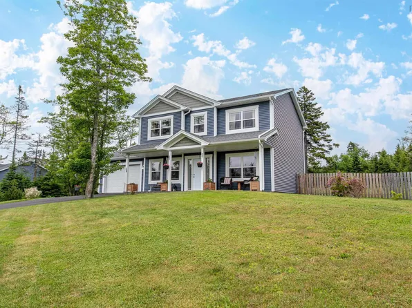 56 Powers Rd, Whites Lake, NS B0J 3H0