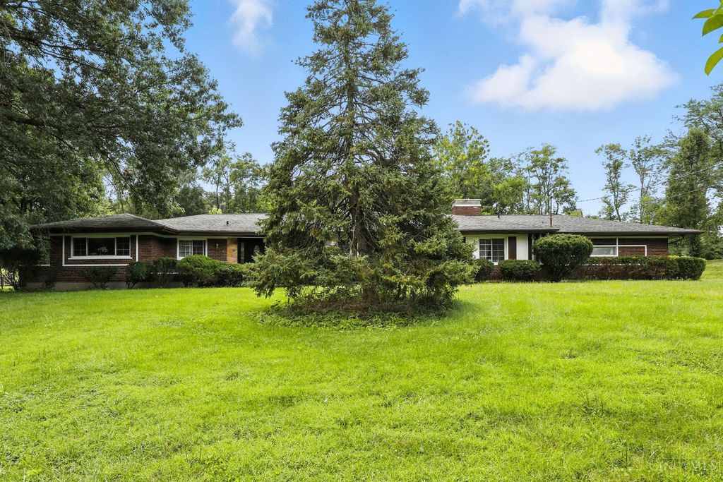 Real estate listing image