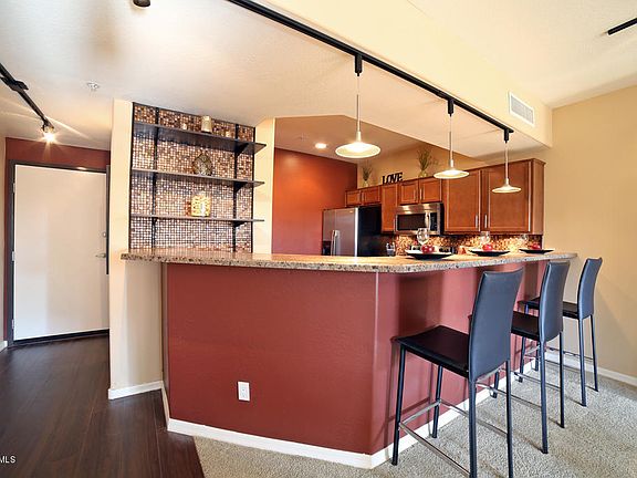 4th image of 16241 N 30th Pl