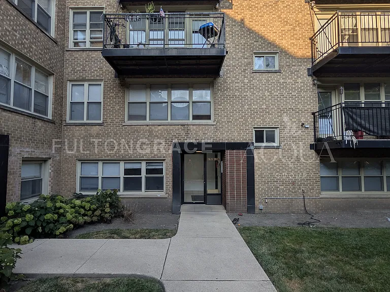 2532 W Fitch Ave #G — Photo 19