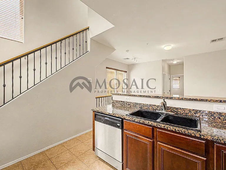 1384 S Sabino Dr — Photo 13