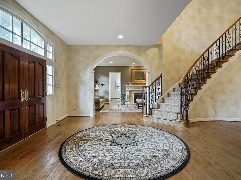 9864 Walker Glen Ct — Photo 118