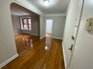 40-15 Hampton St #3F, Elmhurst, NY 11373