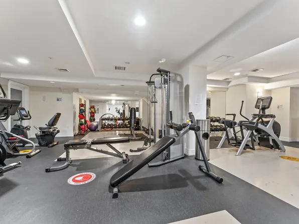 64-05 Yellowston Boulevard image 13 of 15