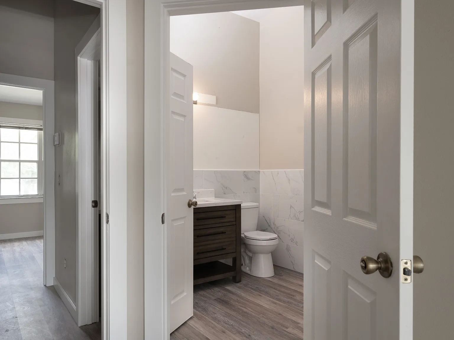 2 bed, 1.5 bath, 1100 sqft, $2,000 — Photo 3