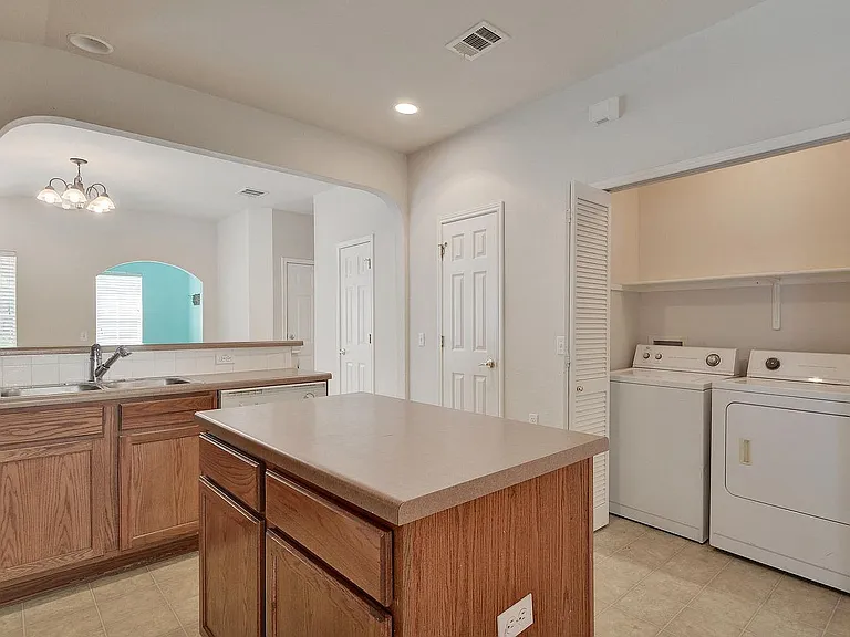 5616 Steven Creek Way — Photo 14