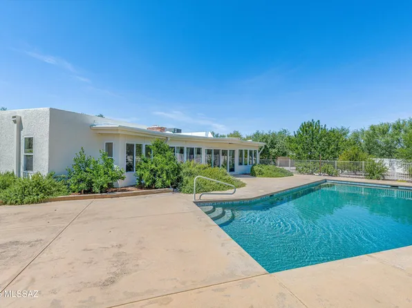 2871 N Longhorn Dr, Tucson, AZ 85749