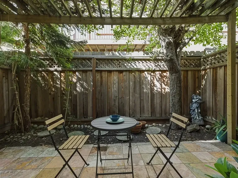 20153 Forest Ave #9 — Photo 57