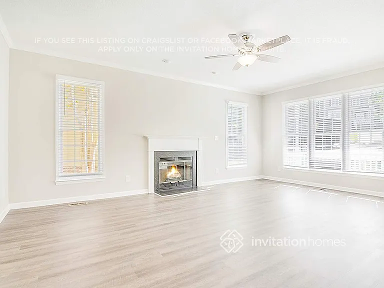 1612 Nesfield Pl — Photo 5
