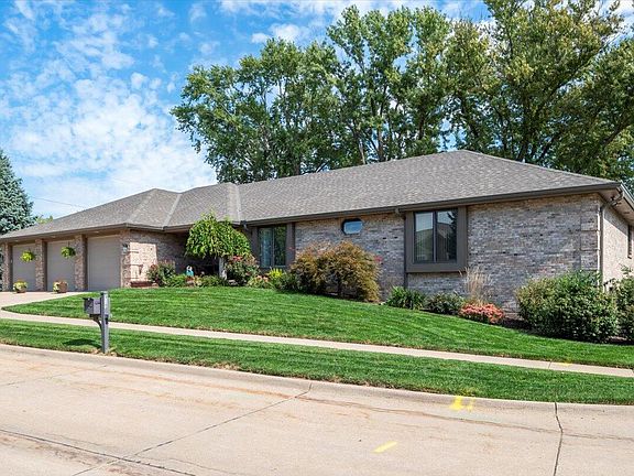 3rd image of 959 Tower Ridge Holw