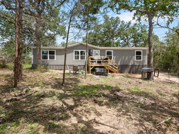 309 Tanglewood Ln, Somerville, TX 77879