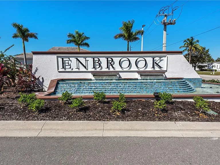 1093 Tranquil Brook Dr — Photo 3