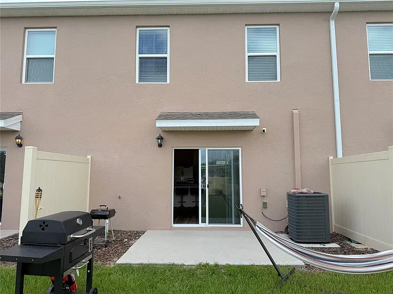 1217 Balsam Dr — Photo 13