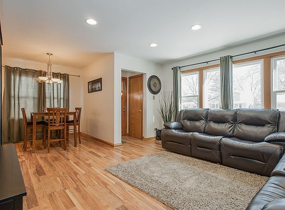 4th image of 114 N Cornell Ave