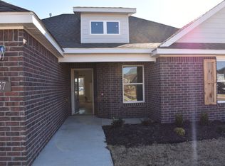 57 E Joliet St, Farmington, AR 72730