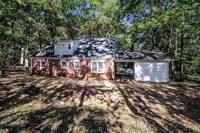 402 Roosevelt Dr — Photo 12